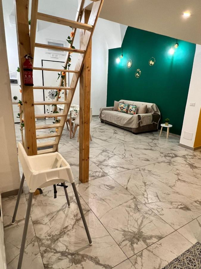 Apartmán Chimera House Katánie Exteriér fotografie