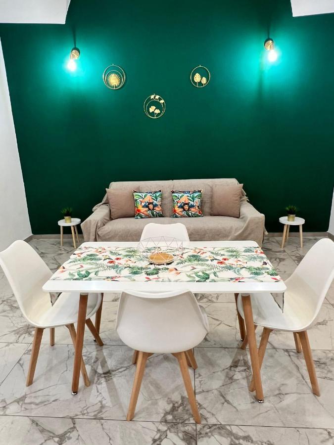 Apartmán Chimera House Katánie Exteriér fotografie