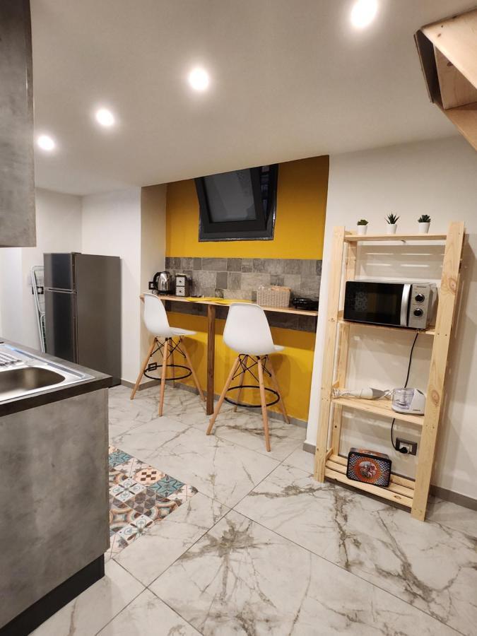 Apartmán Chimera House Katánie Exteriér fotografie
